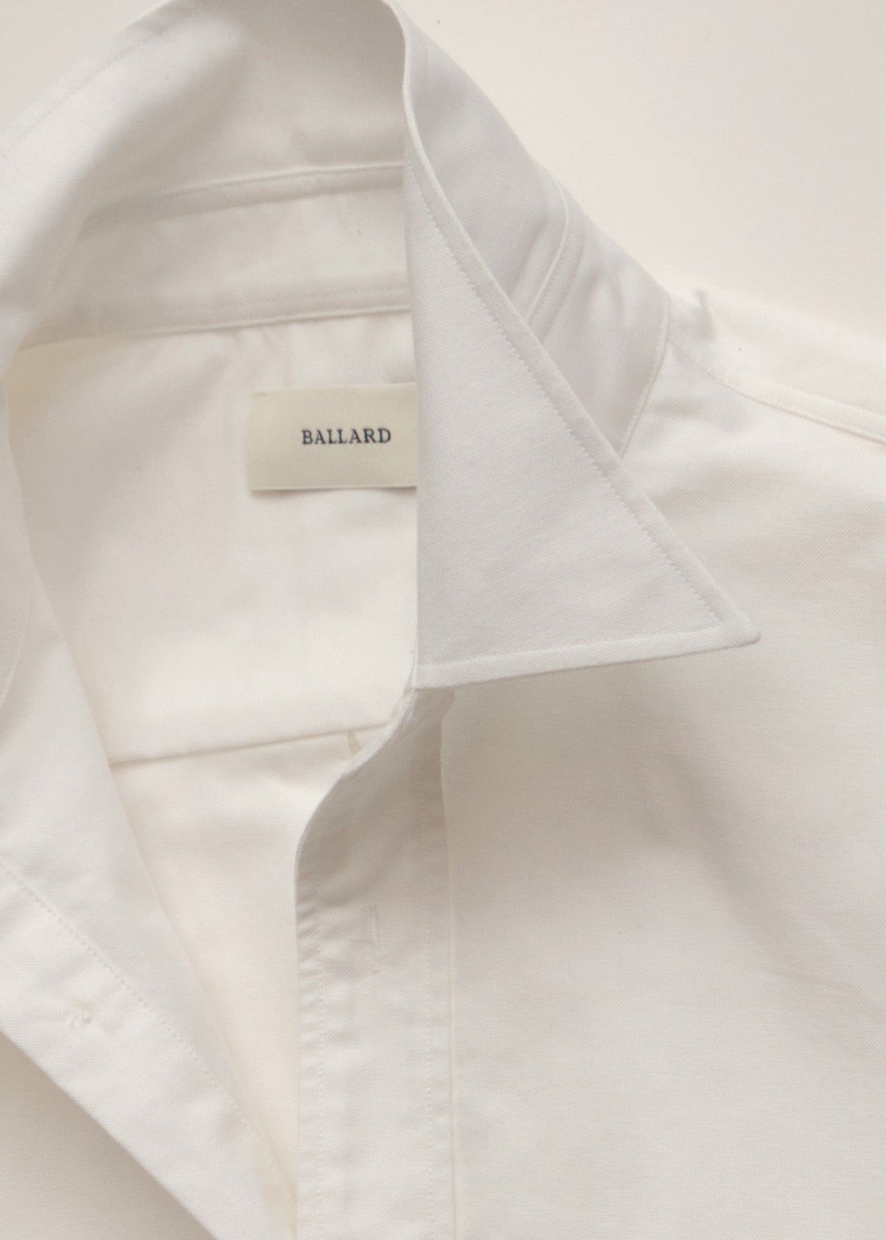 THE MOTHER OF PEARL OXFORD | WHITE