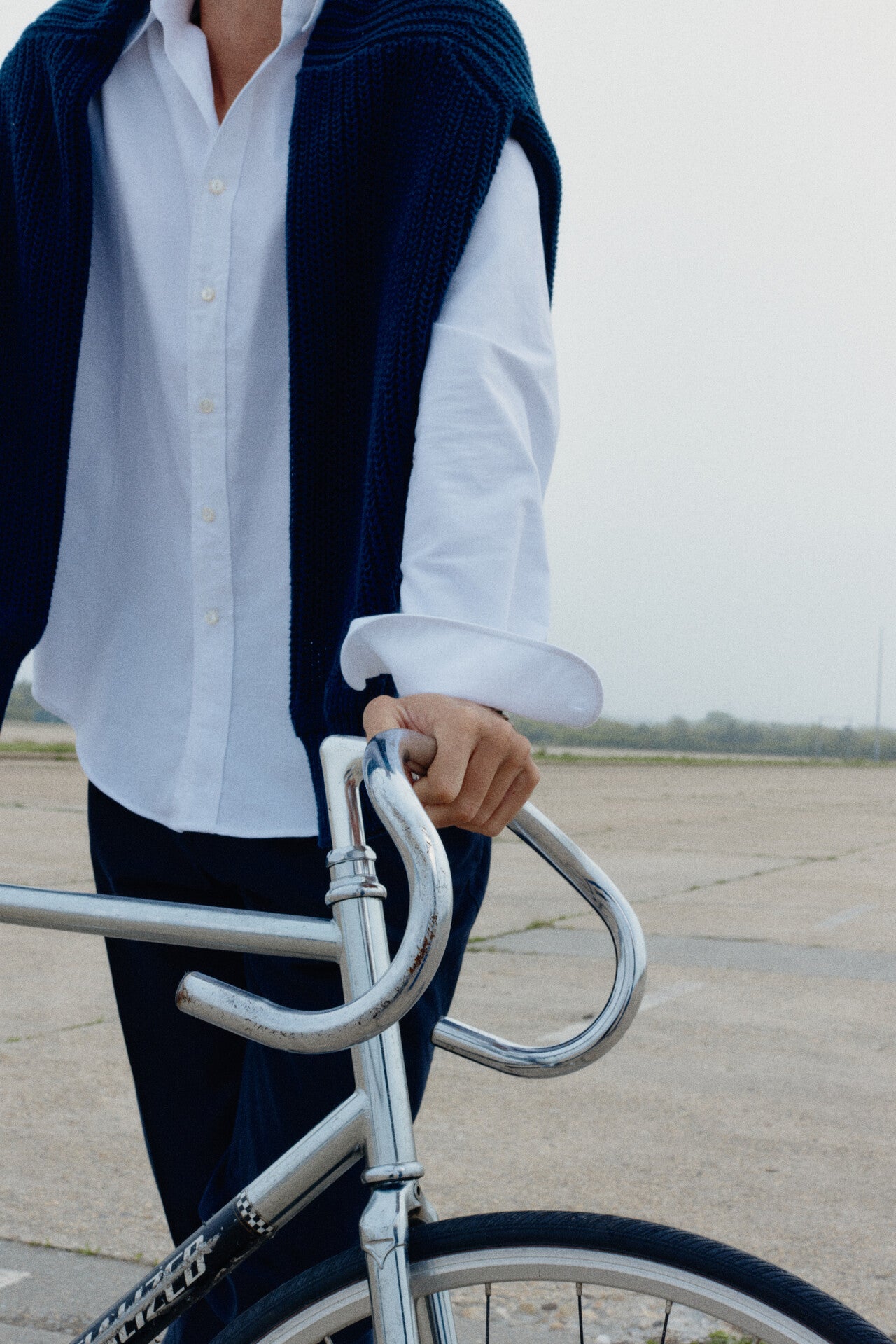 THE MOTHER OF PEARL OXFORD | WHITE